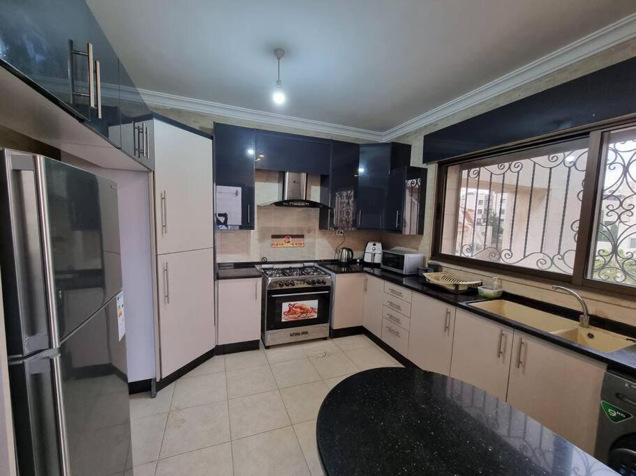 Deir Ghbar 3 Rooms Apart Amman Exterior foto