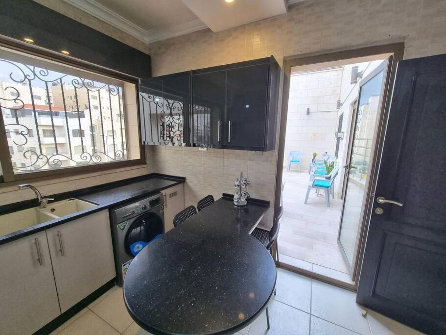 Deir Ghbar 3 Rooms Apart Amman Exterior foto
